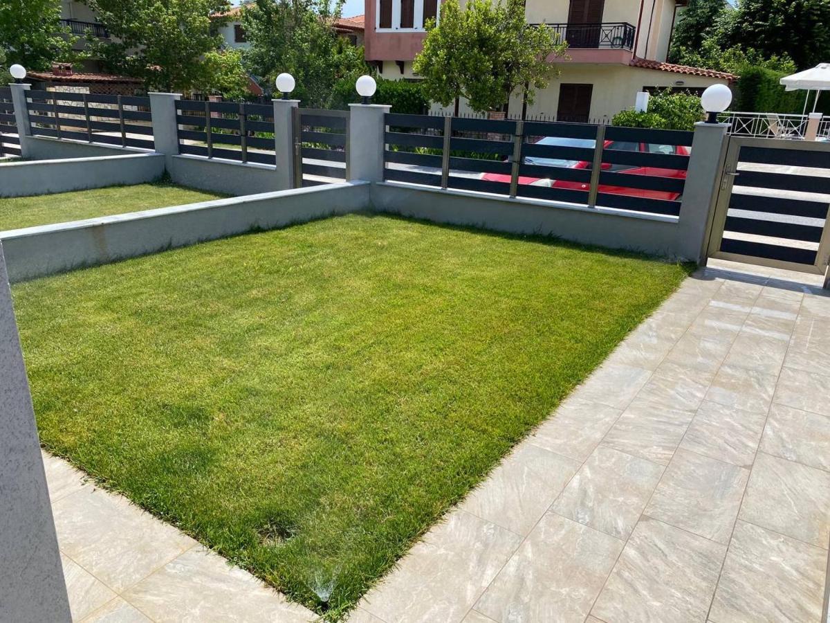 Lili Houses In Nikiti 350M From The Beach Εξωτερικό φωτογραφία