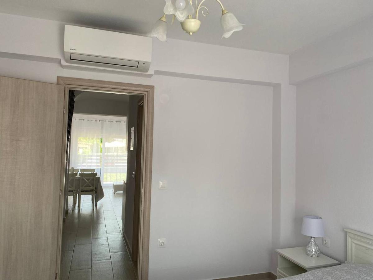 Lili Houses In Nikiti 350M From The Beach Εξωτερικό φωτογραφία