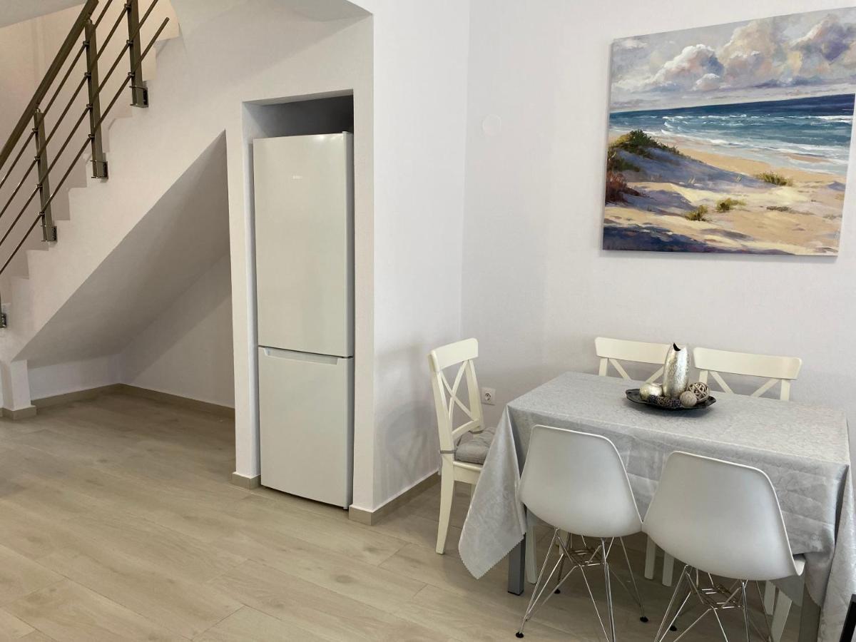 Lili Houses In Nikiti 350M From The Beach Εξωτερικό φωτογραφία